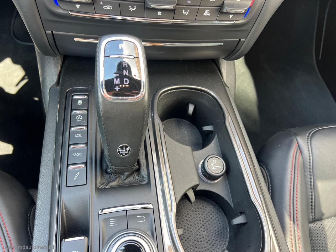 MASERATI Ghibli V6 Diesel Gransport RESTYLING TETTO 21 IVA ESPOSTA