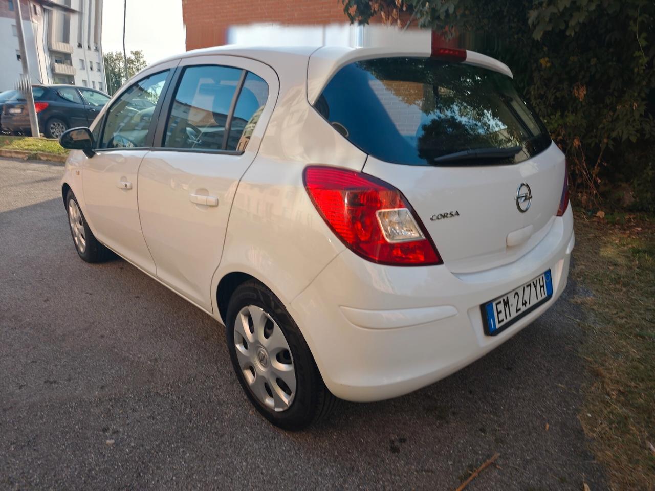 Opel Corsa 1.2 benz 5 porte Sport euro 5