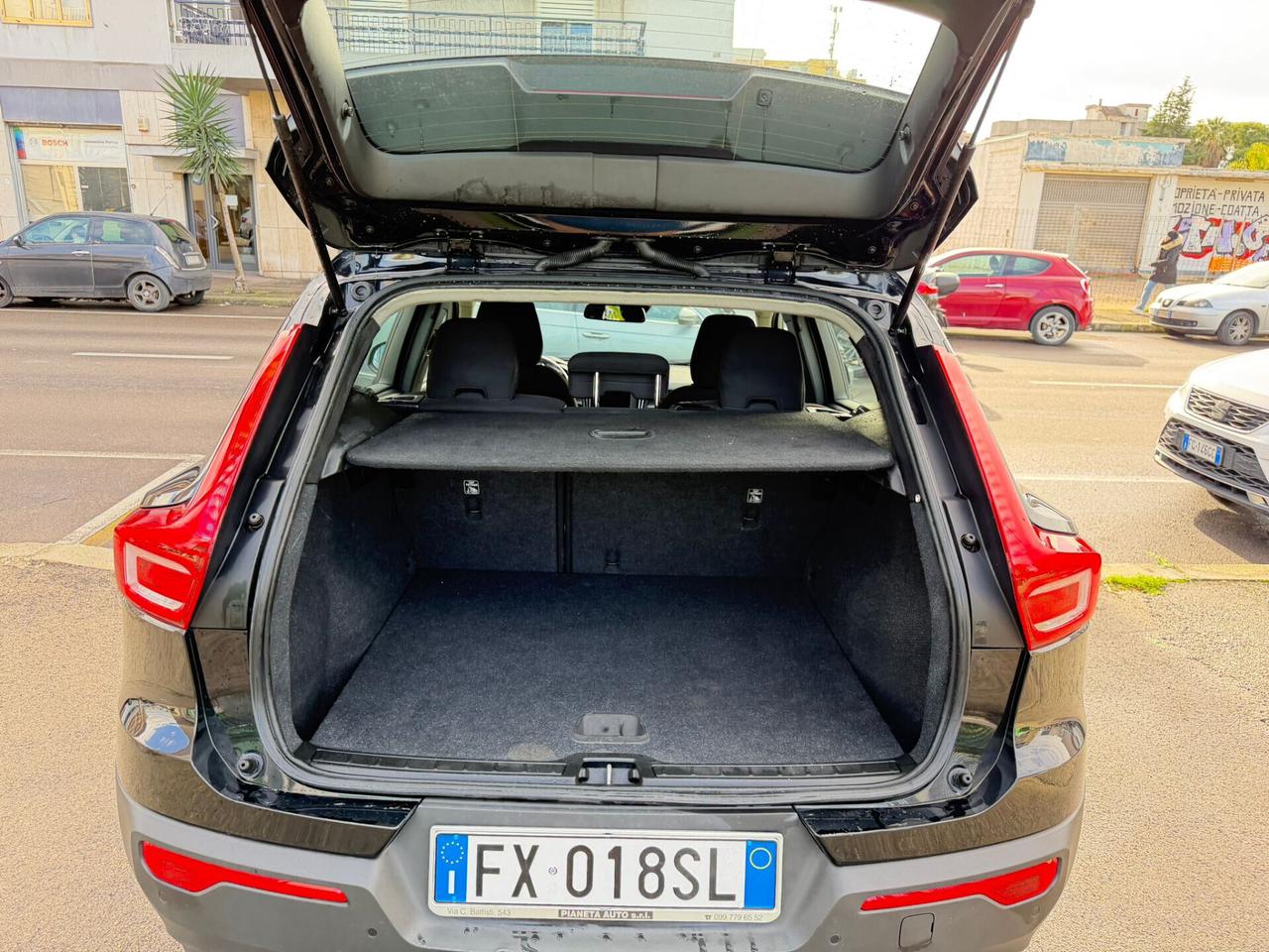 Volvo XC40 D3 R-design - Anno 06/2019