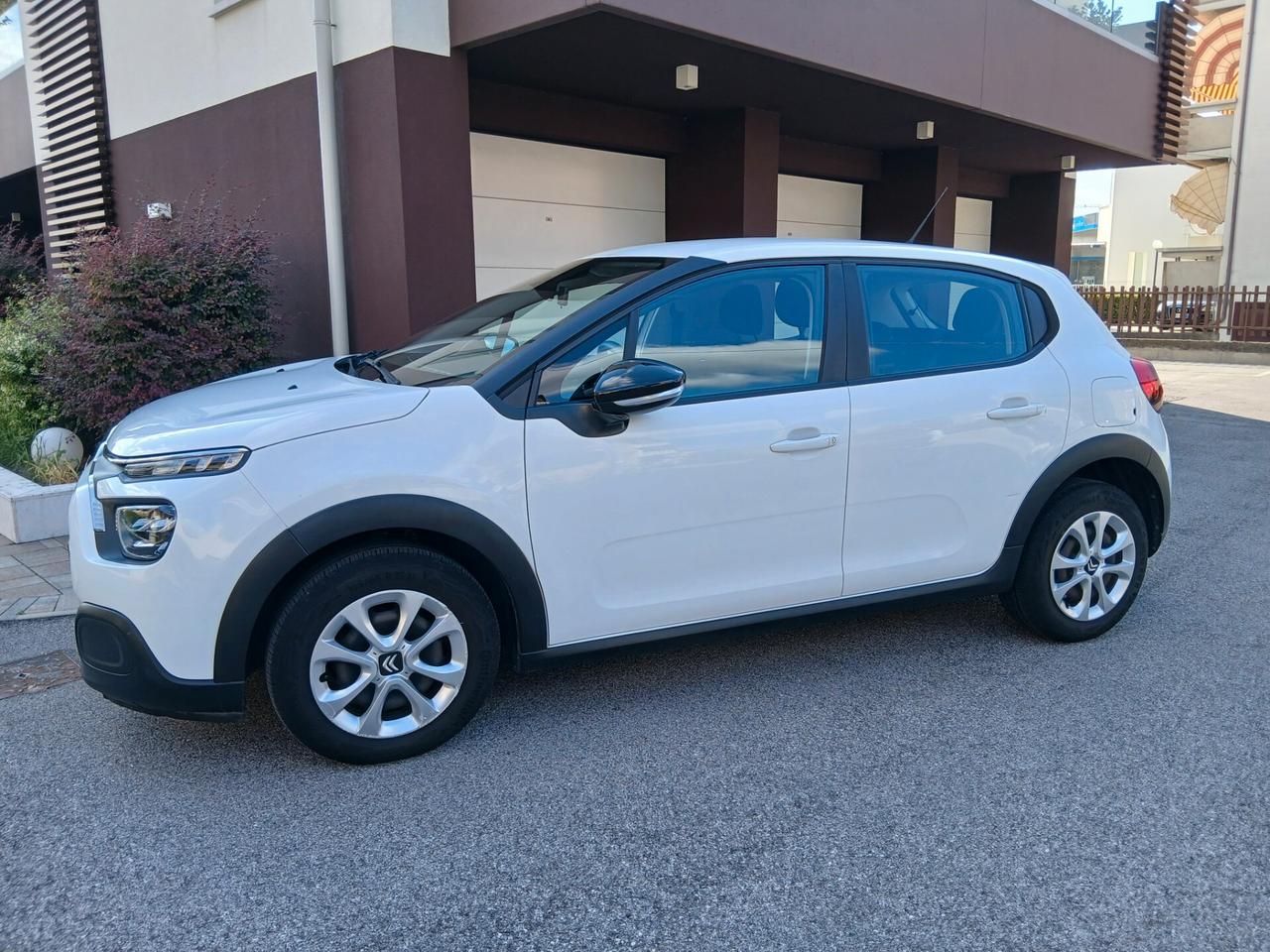 Citroen C3 PureTech 83 S&S Feel ok NEO patentati a € 169 mese