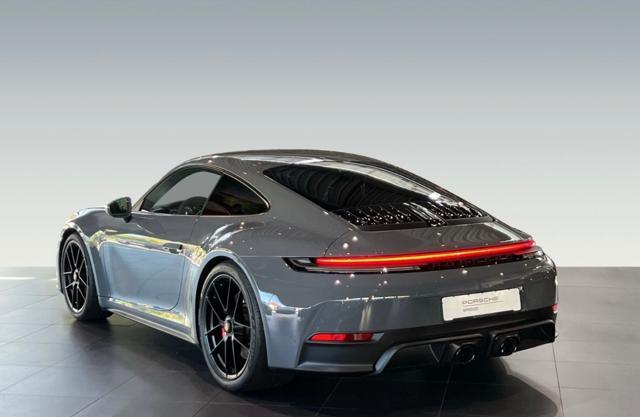 PORSCHE 992 911 Carrera GTS