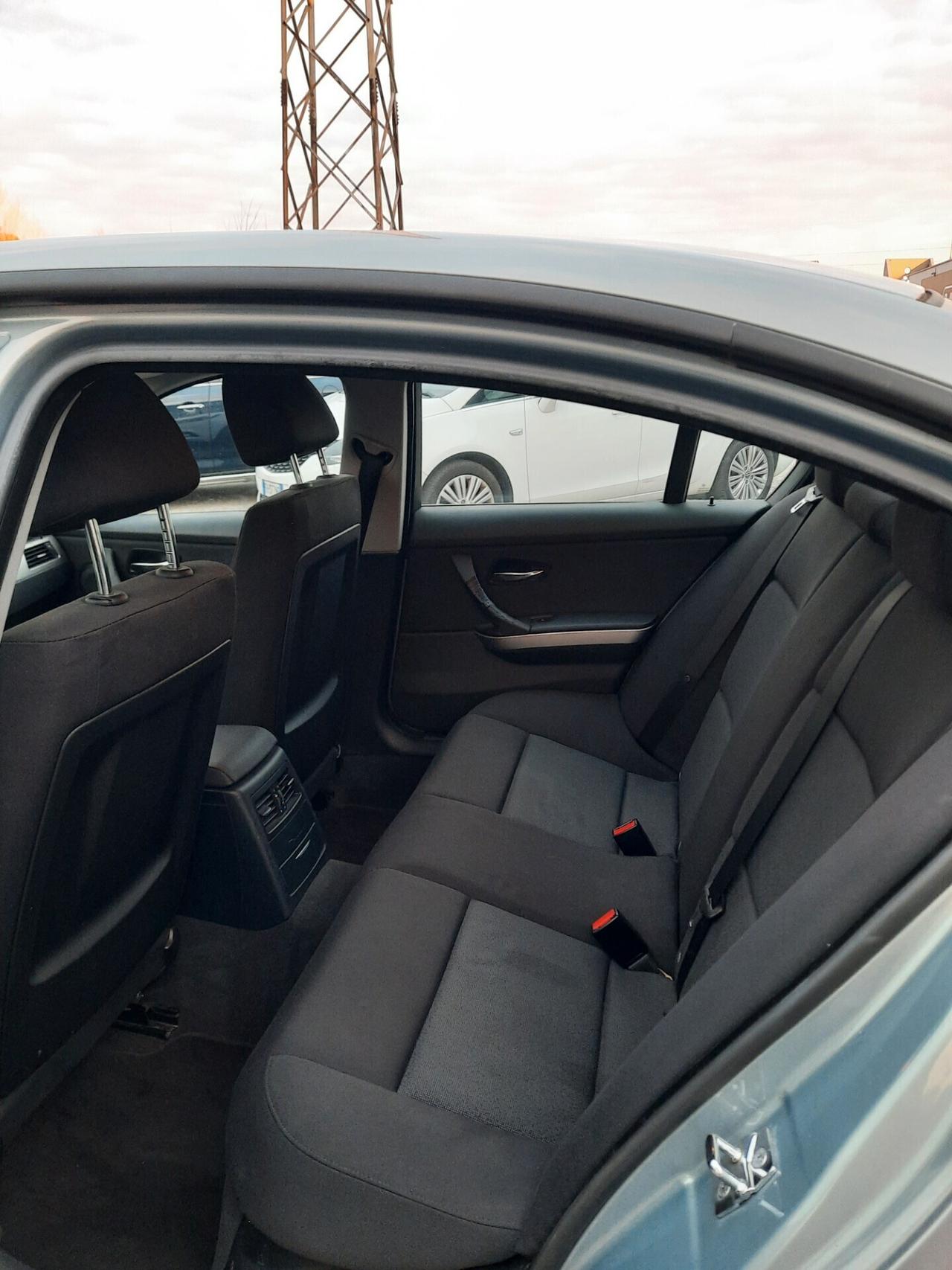 Bmw 320 320i cat Attiva