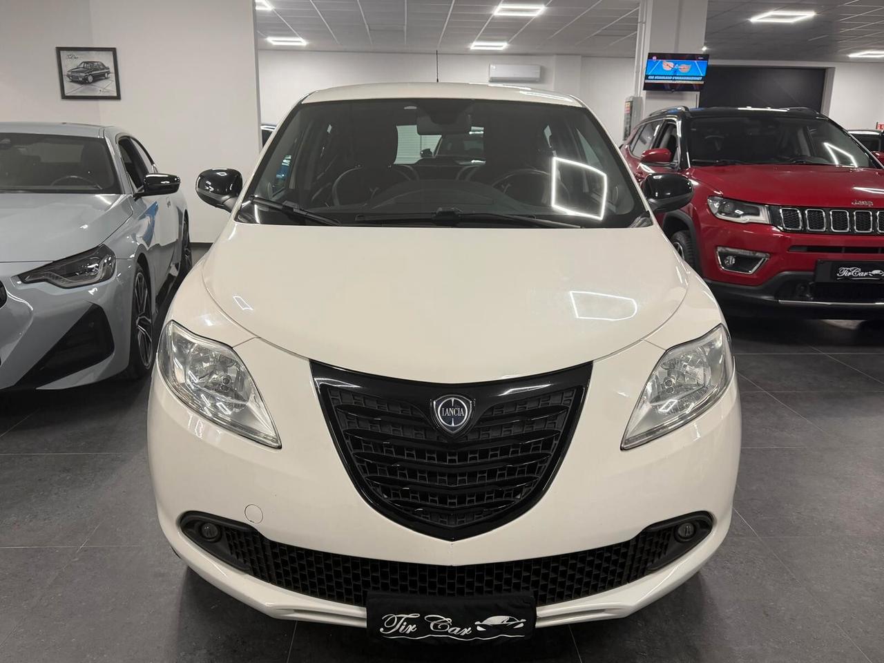 LANCIA YPSILON 900CC 84CV 62KW OK NEOPATENTATI ANNO 2015