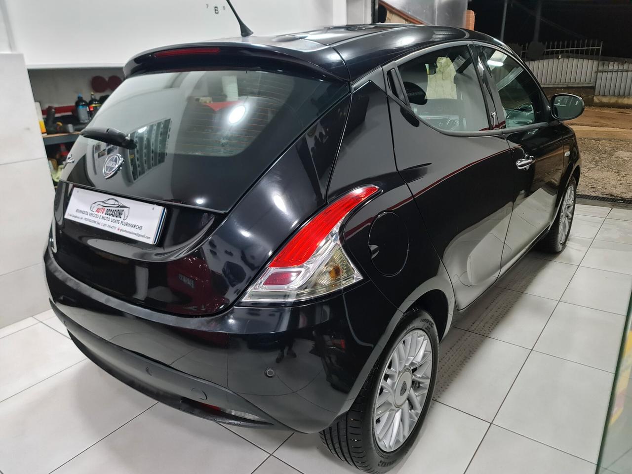 Lancia Ypsilon 1.3 MJT 16V 95 CV 5 porte S&S Gold