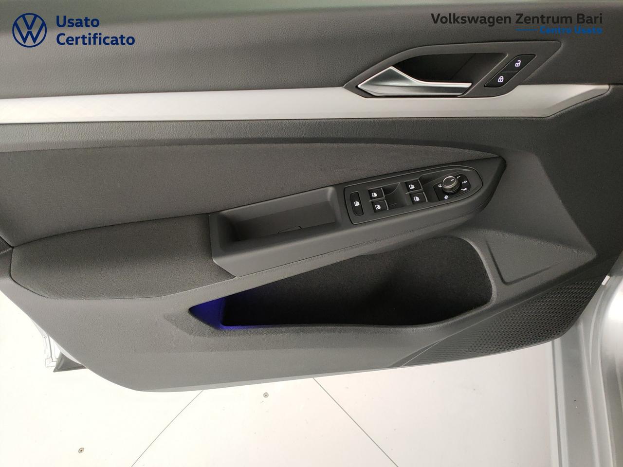 Volkswagen Golf variant 2.0 tdi life 150cv dsg