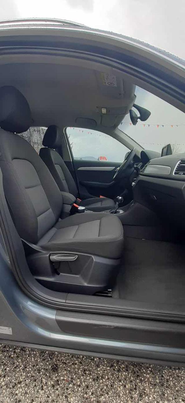 AUDI Q3 2.0 TDI 120CV S tronicBusiness SCONTO ROTTAMAZIONE