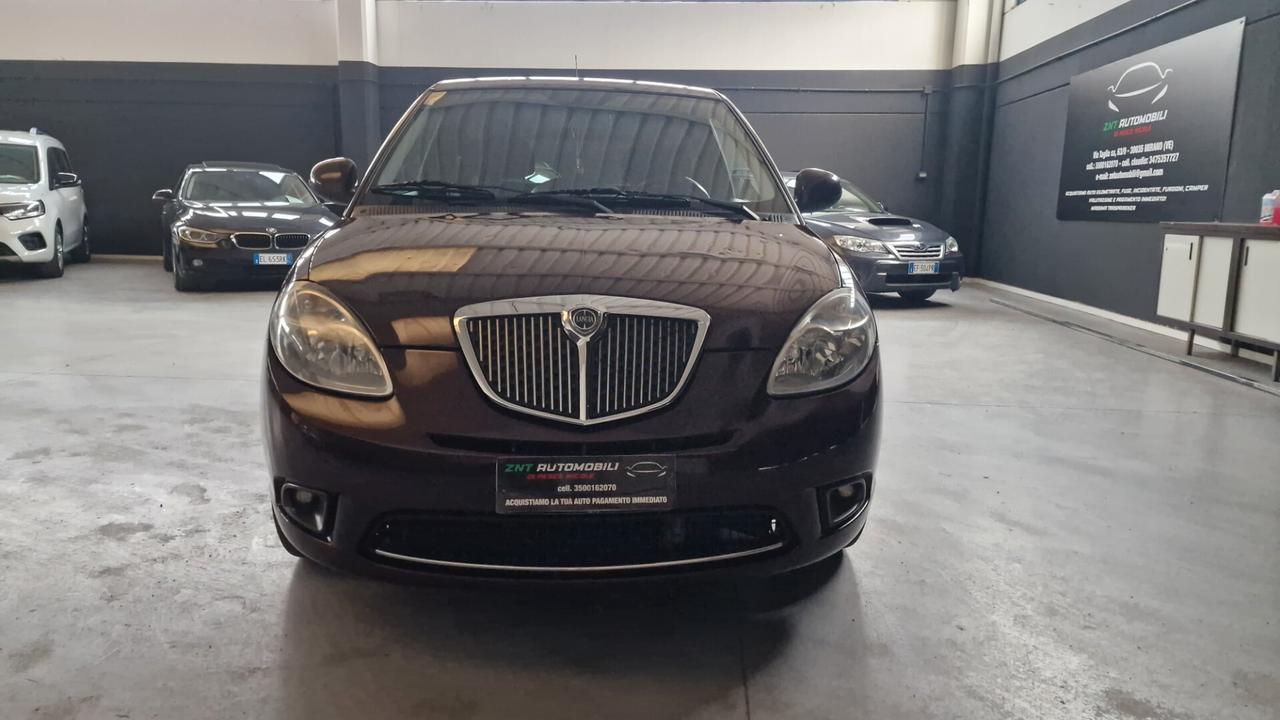 Lancia Ypsilon 1.3 MJT 75 CV Elle