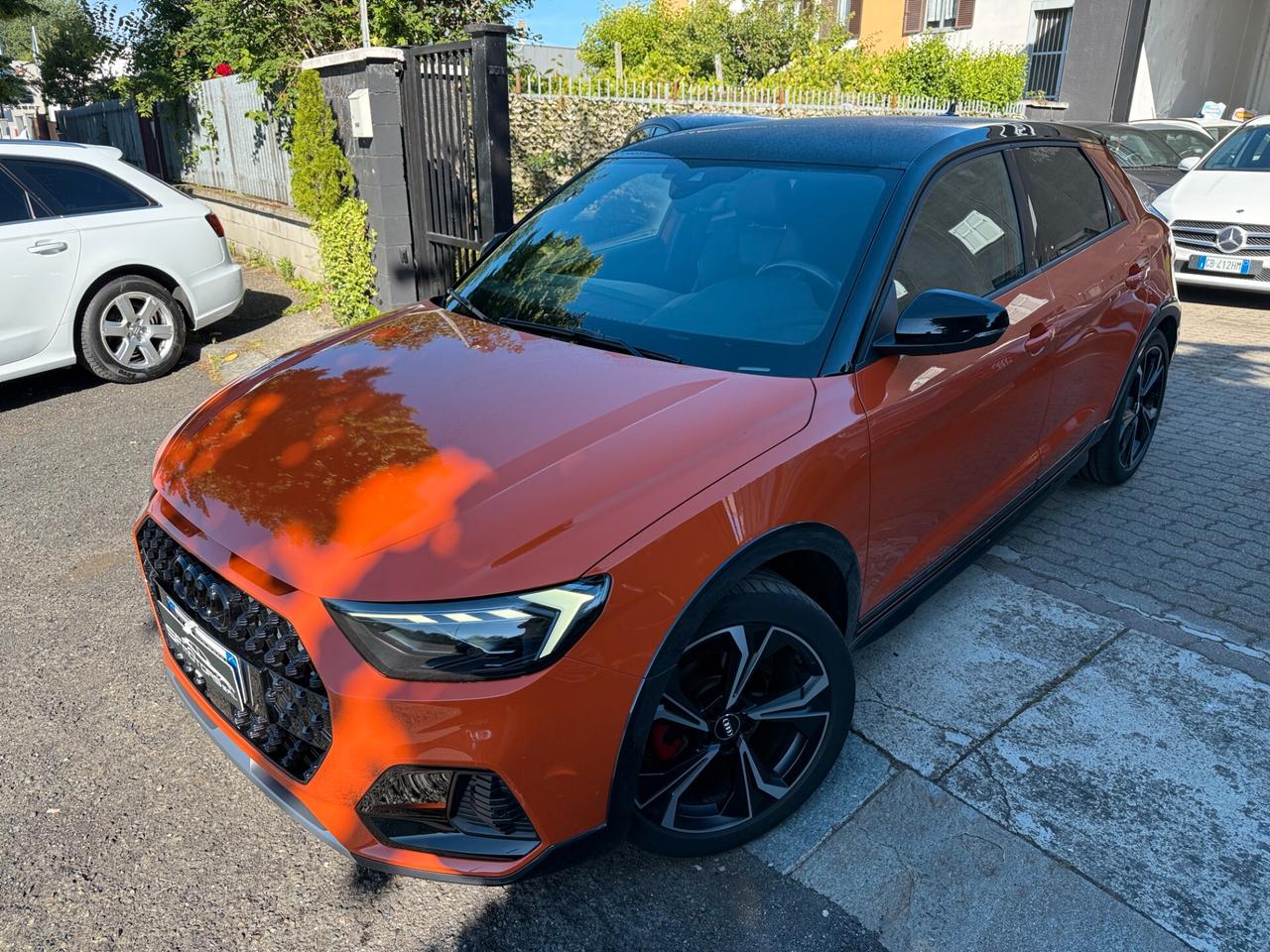 Audi A1 citycarver 30 TFSI Identity Contrast Sline