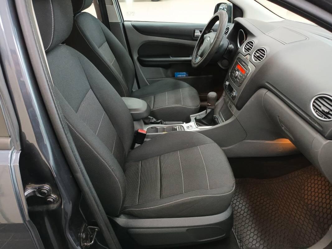 Ford Focus 1.6 tdci Titanium 110 cv