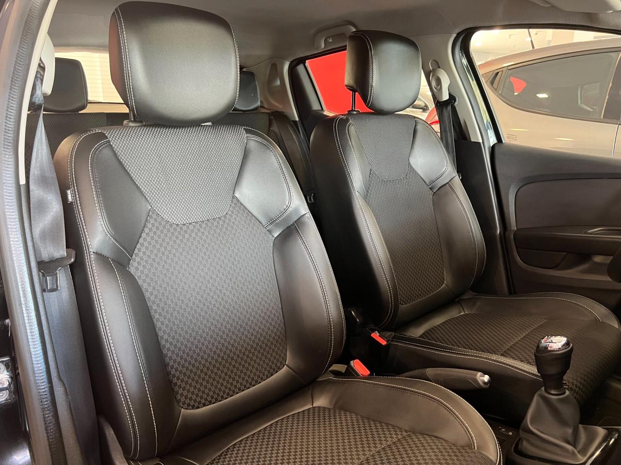 Renault Clio dCi 8V 75 CV 5 porte Duel2