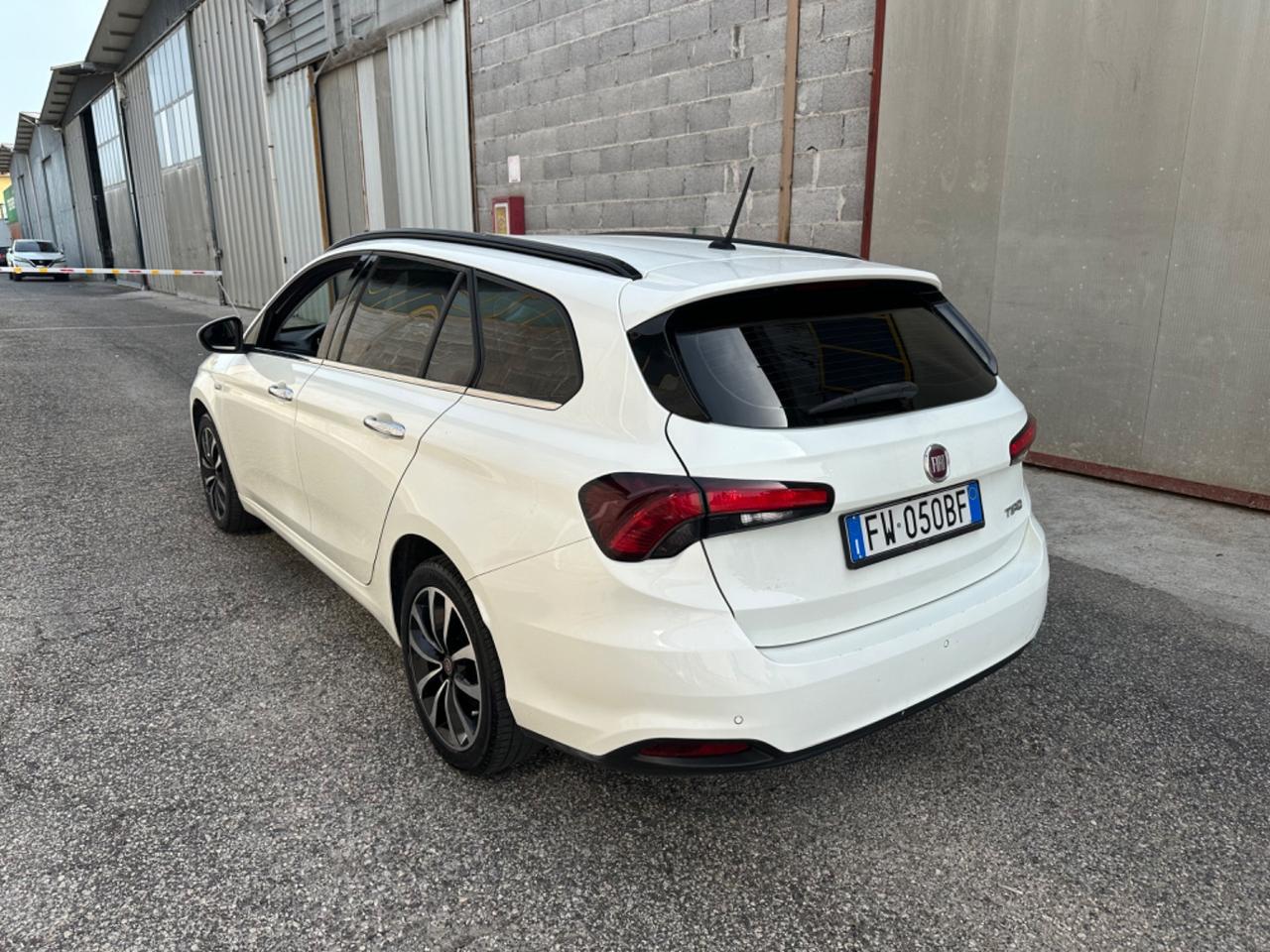 Fiat Tipo 1.6 Mjt S&S SW Lounge autom