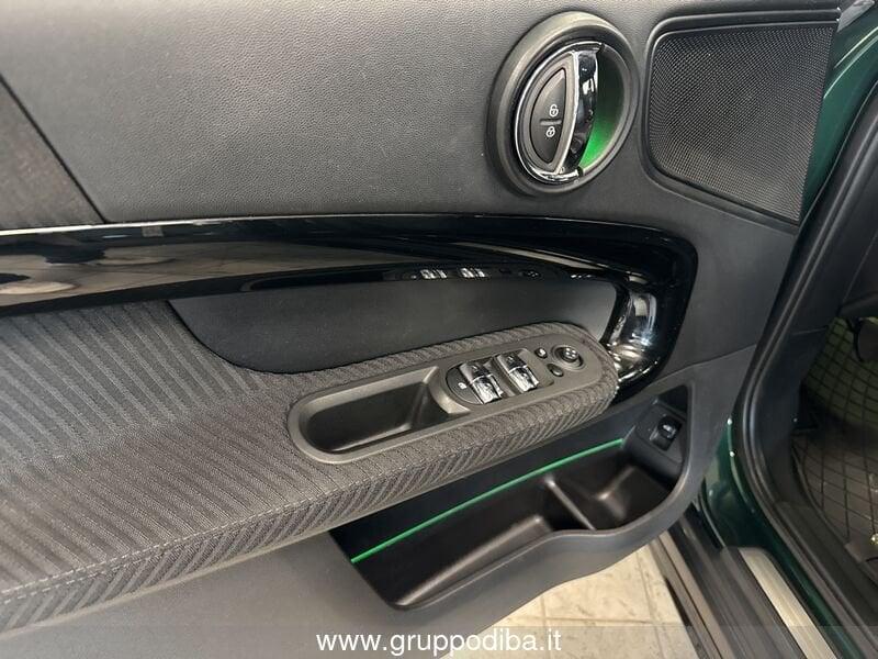 MINI Mini Countryman F60 2017 Diese Mini Countryman 1.5 One D Hype my18