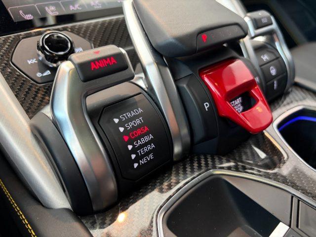 LAMBORGHINI Urus 4.0 650CV