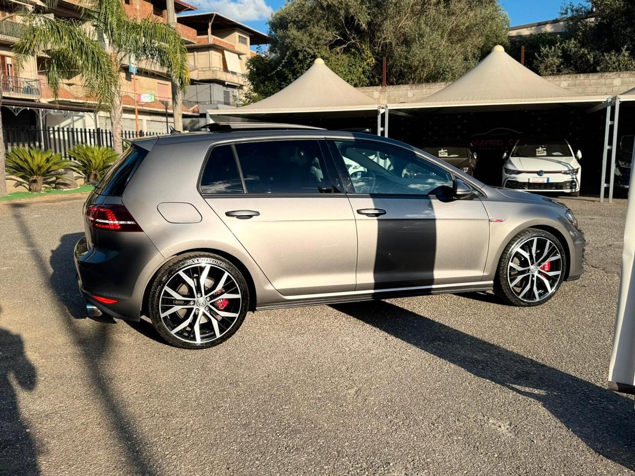 Volkswagen Golf GTI Golf GTI Performance 2.0 TSI DSG 5p. BlueMotion Technology