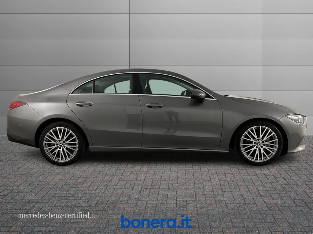 Mercedes CLA 200 200 D Sport 8G-DCT