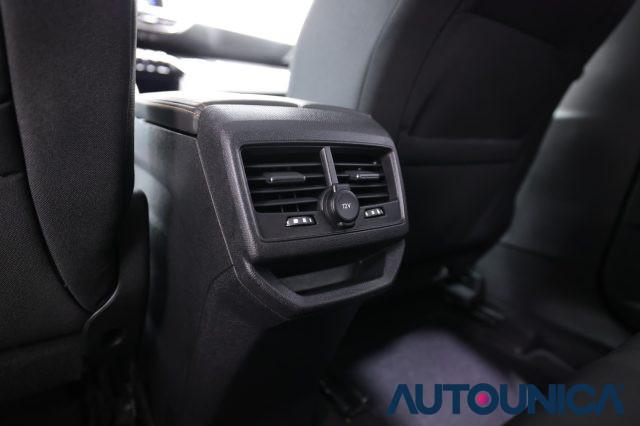 PEUGEOT 3008 BLUEHDI 130 S&S EAT8 ALLURE FARI LED NEOPATENTATI