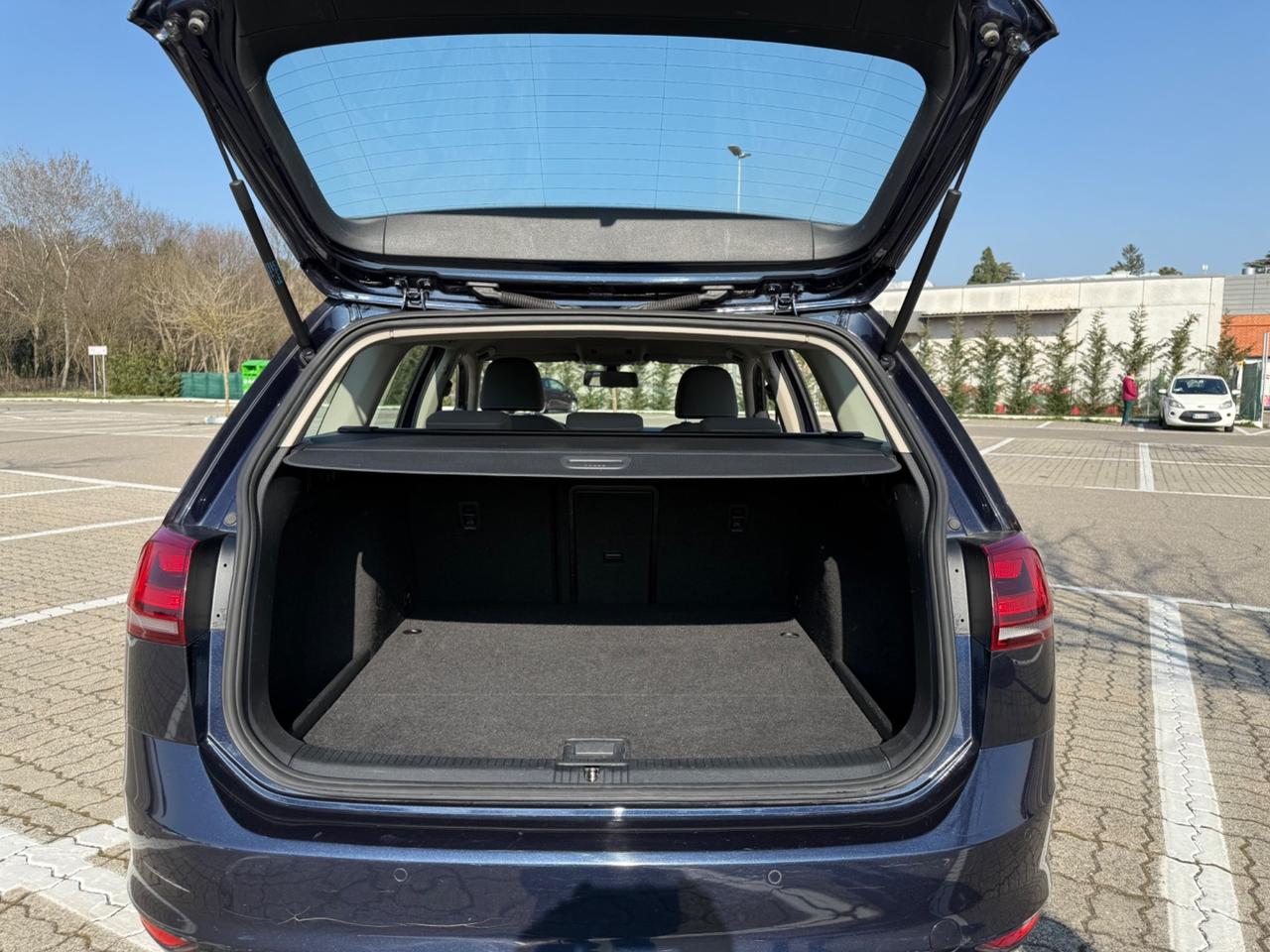 Volkswagen Golf Variant 1.4 TSI 125 CV Highline BlueMotion*Navi*Cerchi 17