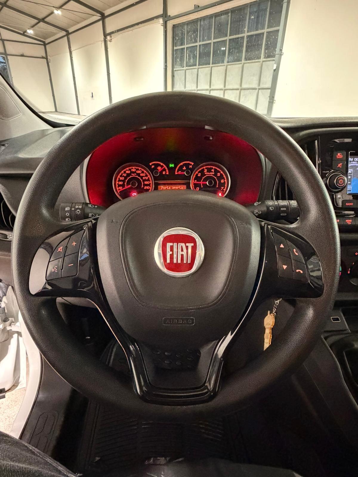 FIAT DOBLO' 1.6mjt AUTOCARRO 5 POSTI