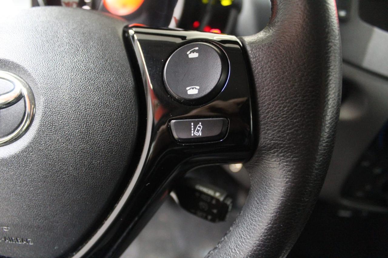 Toyota Aygo 1.0 VVT-i 72 CV 5 porte x-cool
