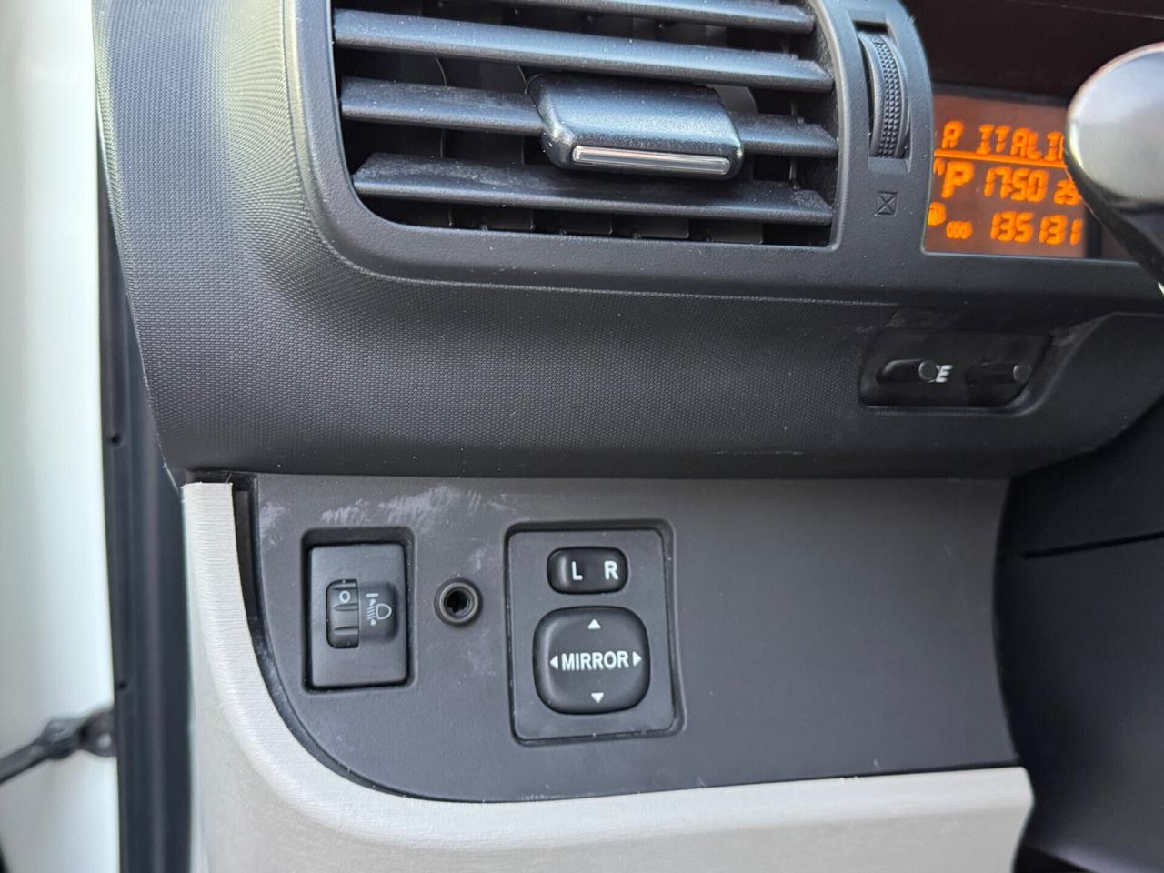 Toyota iQ 1.0 CVT Trend Automatica