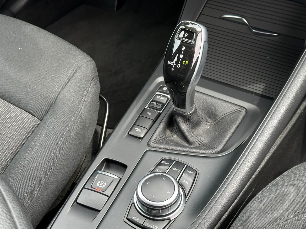 BMW X1 xDrive18d Business auto