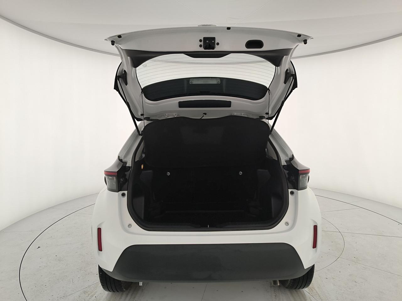 Toyota yaris cross 1.5h active fwd 116cv e-cvt