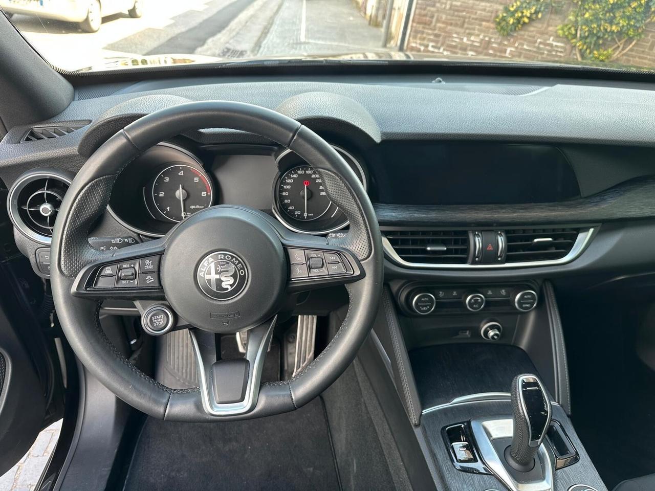 Alfa Romeo Stelvio 2.2 Turbodiesel 190 CV AT8 Q4 Business