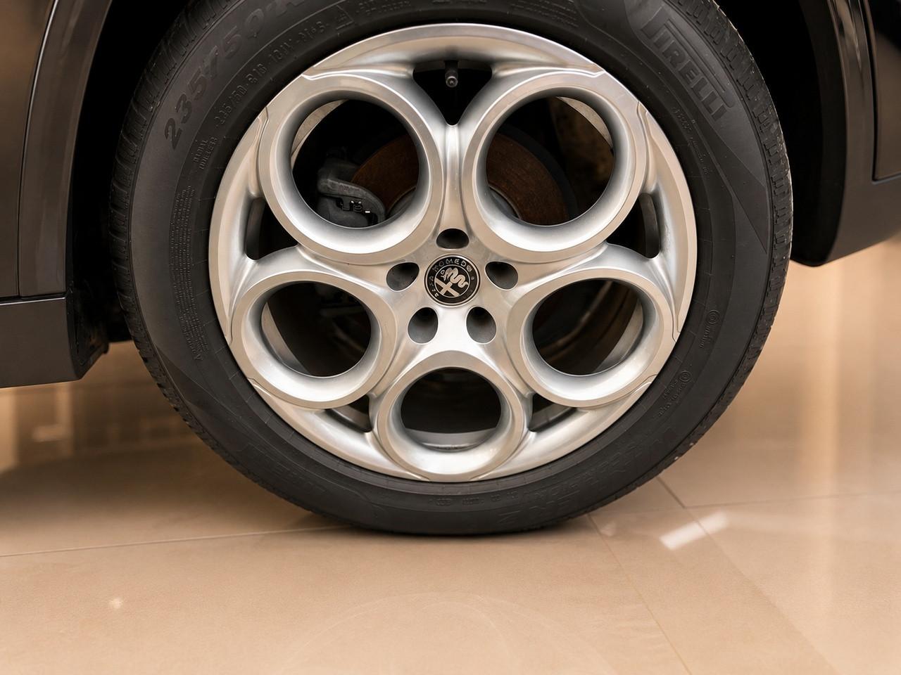 ALFA ROMEO Tonale - Tonale 1.6 Super 130cv tct6