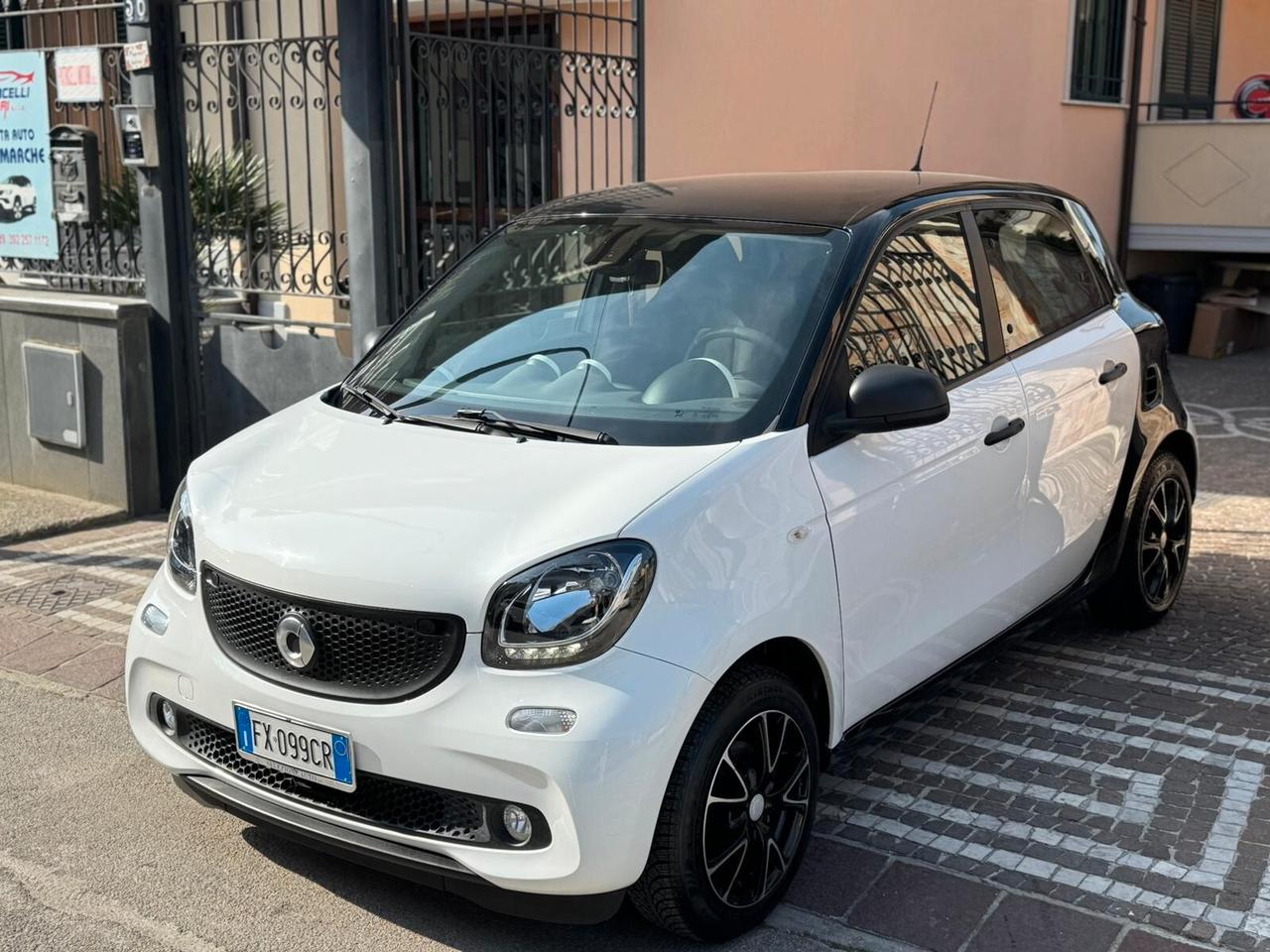 Smart ForFour 70 1.0 Passion