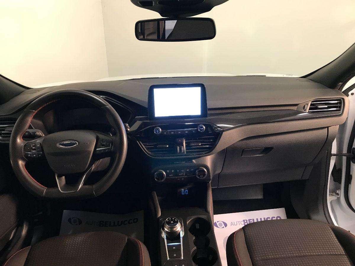Ford Kuga 1.5 TDCI 120 CV S&S 2WD P. ST-Line