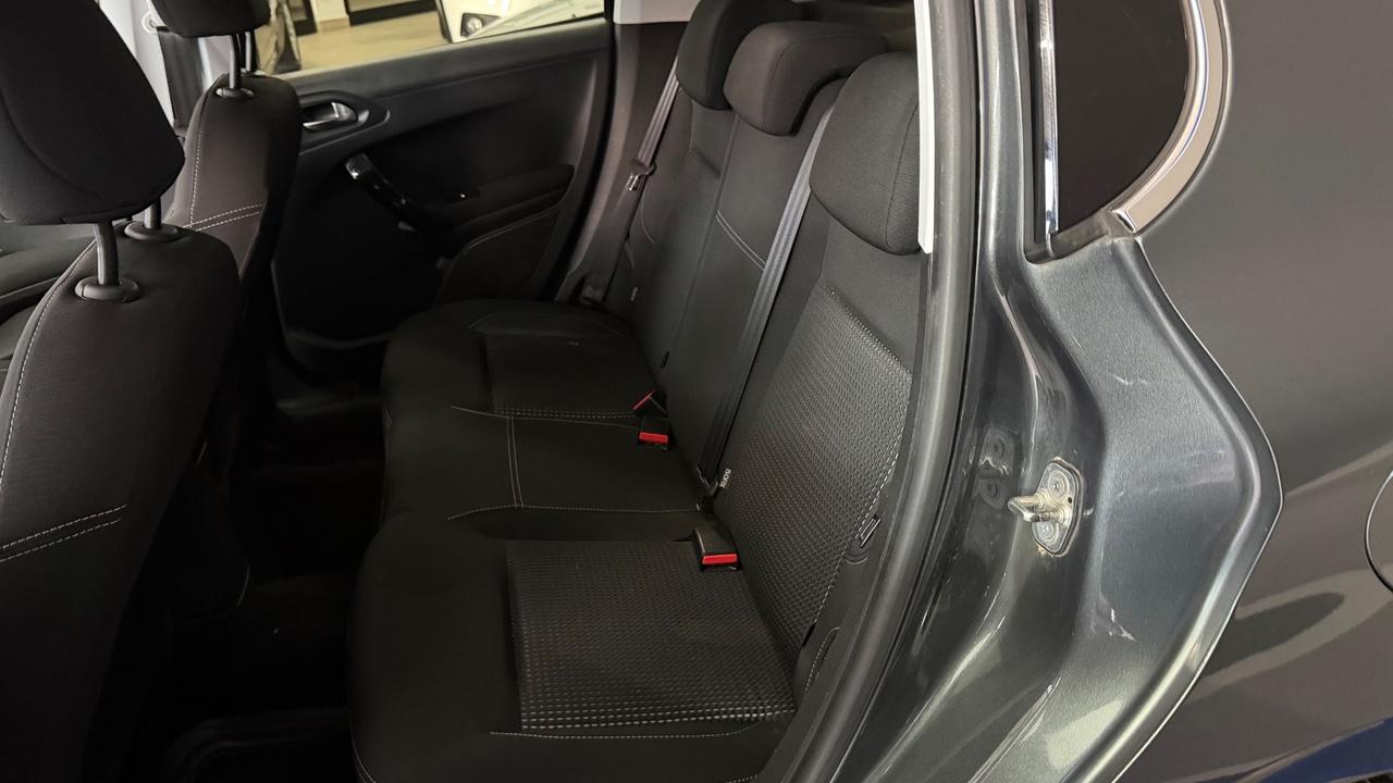 Peugeot 208 75 CV 5 porte Allure