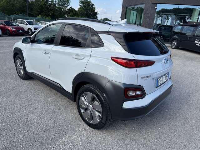 Hyundai KONA EV 64 kWh Exellence +