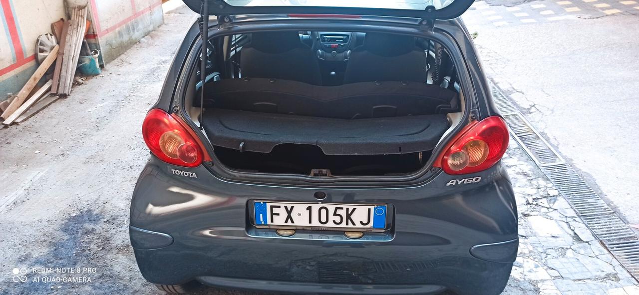Toyota Aygo 1.0 12V VVT-i 5 porte