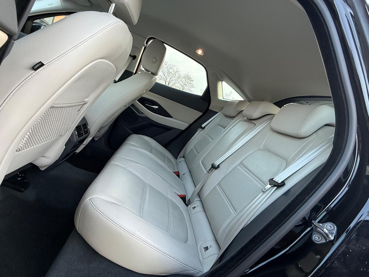 Jaguar E-Pace 2.0D 180 CV AWD aut. R-Dynamic