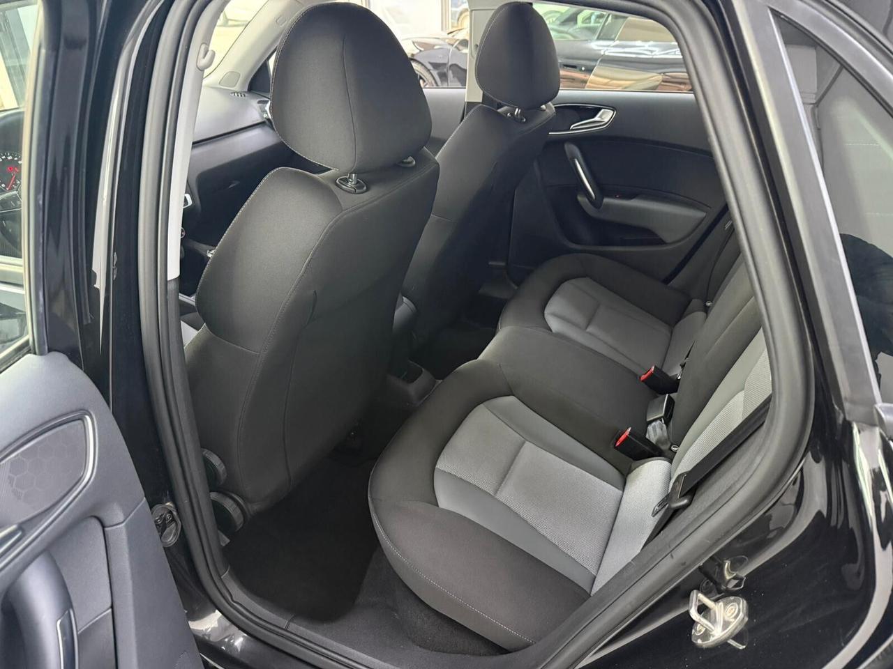 Audi A1 SPB 1.6 TDI 116 CV Sline Tetto Apribile