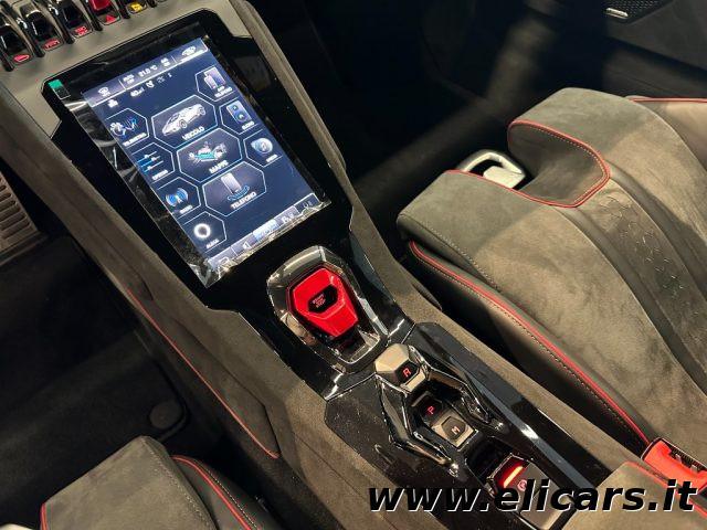 LAMBORGHINI Huracan Sterrato 5.2 V10 Coupé