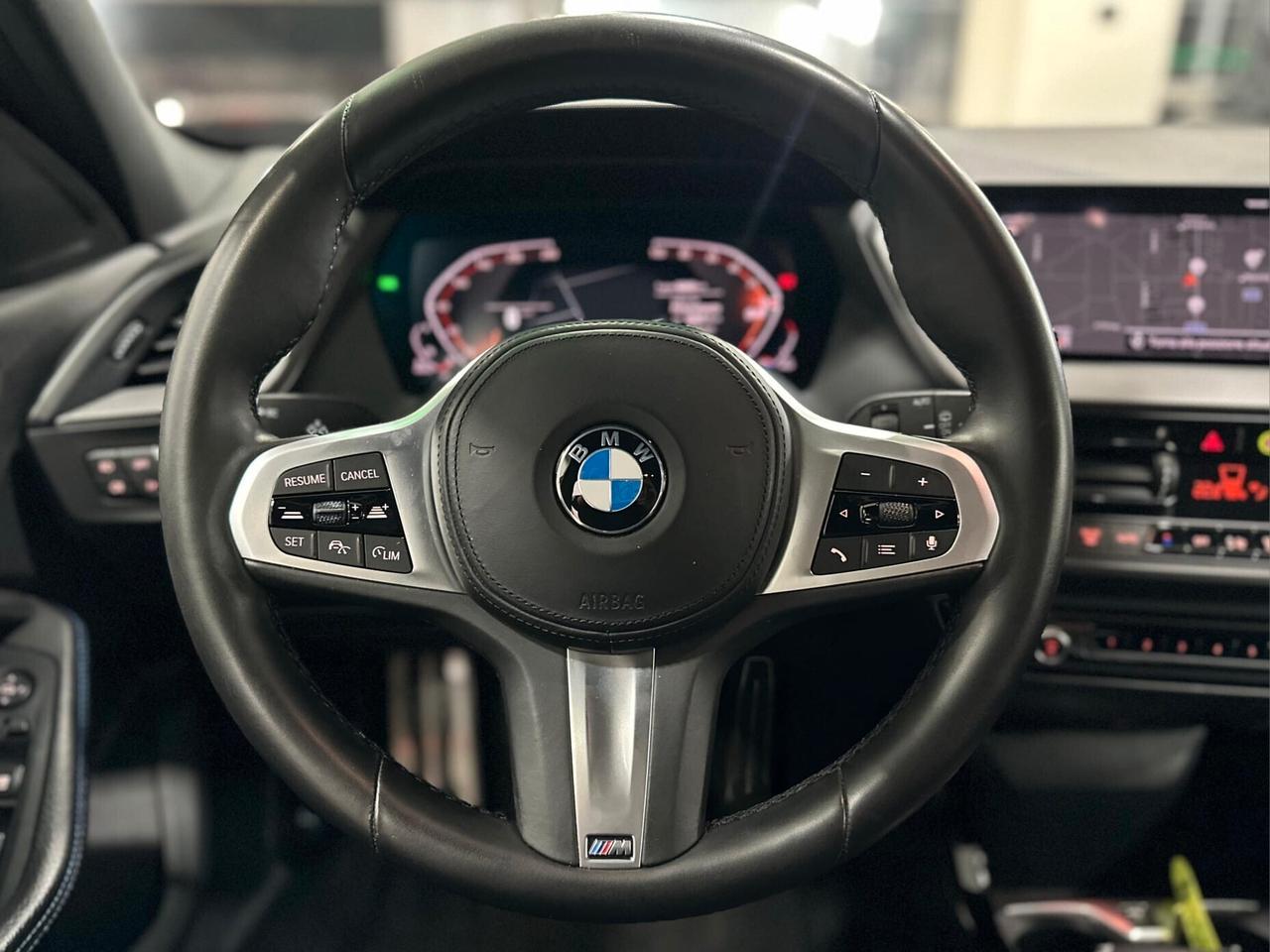 Bmw 118 118d 5p. Msport