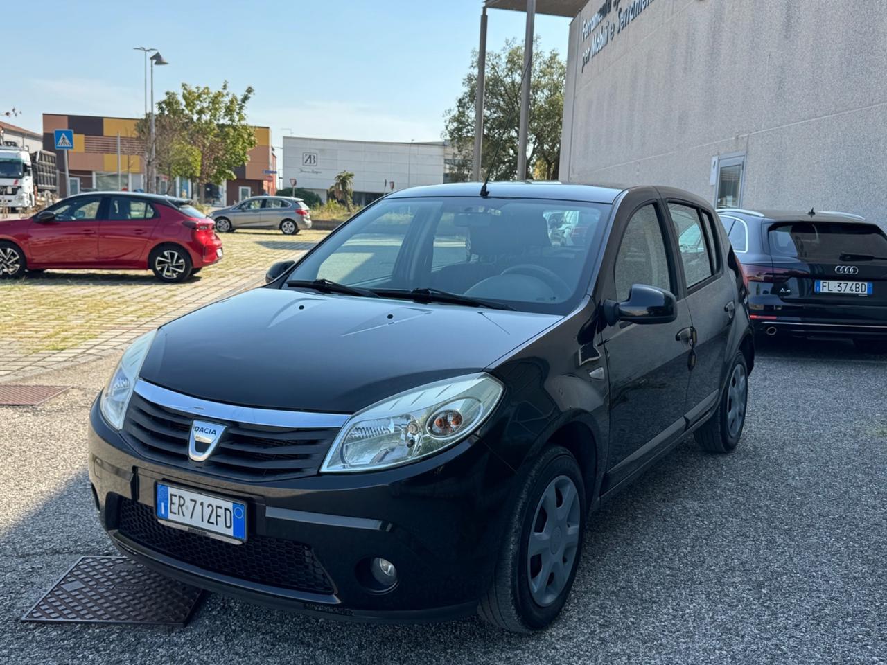 Dacia Sandero 1.2 GPL 75CV