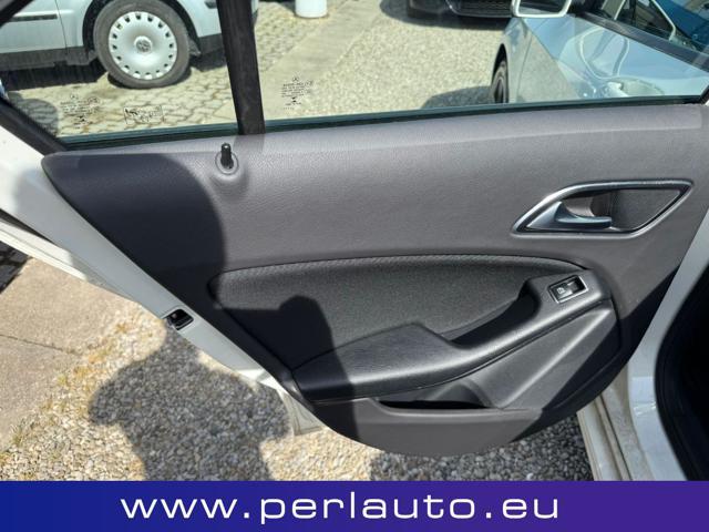 MERCEDES-BENZ A 180 CDI Automatic Executive