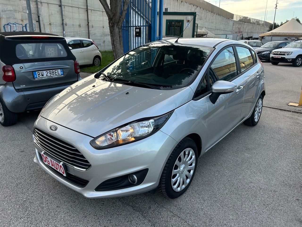 Ford Fiesta Gpl 1.4 benzina 97 cv 2014
