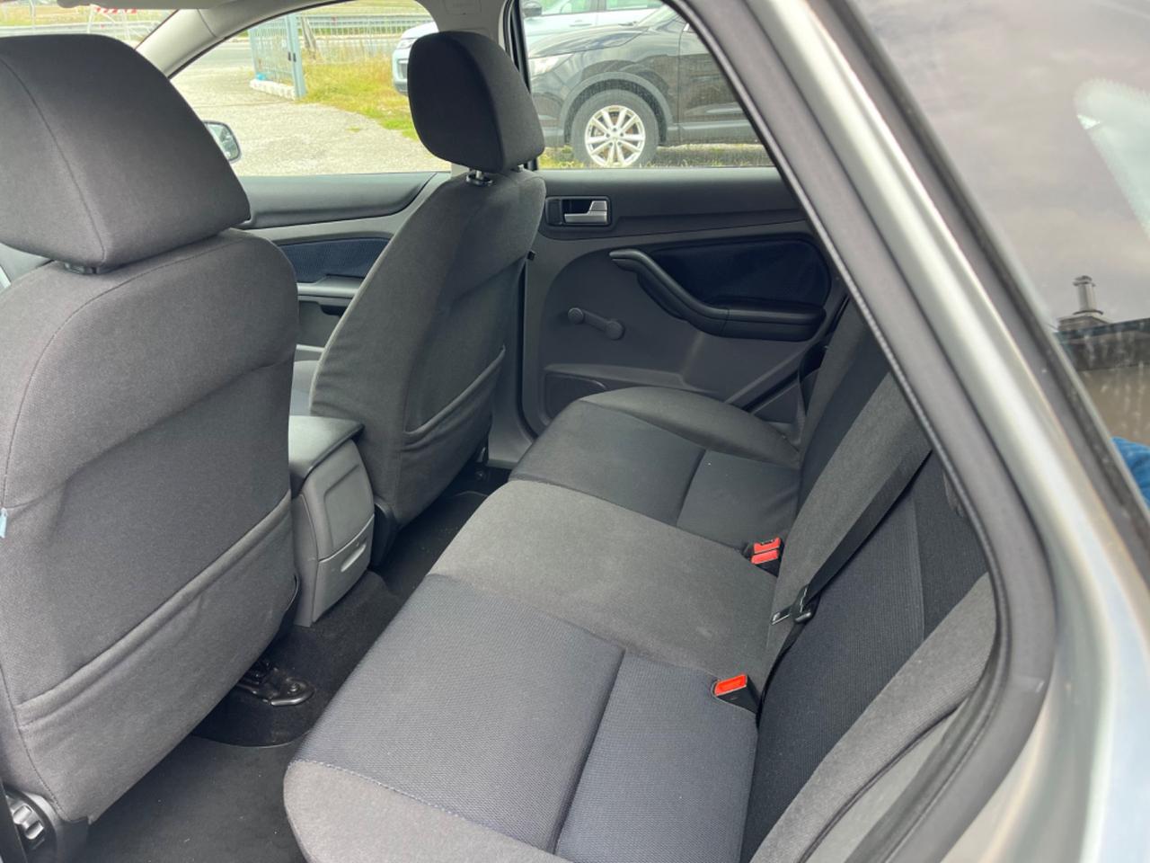 Ford Focus CC Focu+ 1.6 TDCi ok neopatentati garanzia
