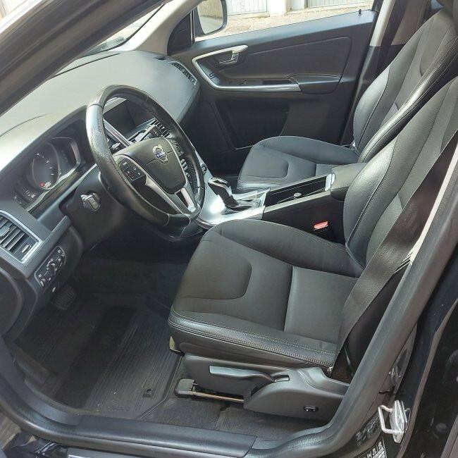 Volvo XC 60 XC60 D4 AWD Geartronic Kinetic