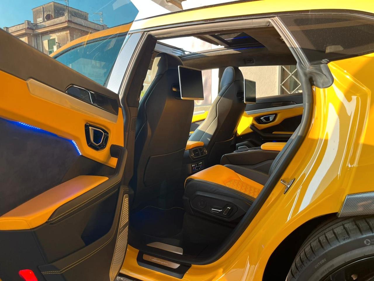 LAMBORGHINI URUS 4.0 650 CV SCARICO AKRAPOVIC STRAFULL VAL. PERMUTE