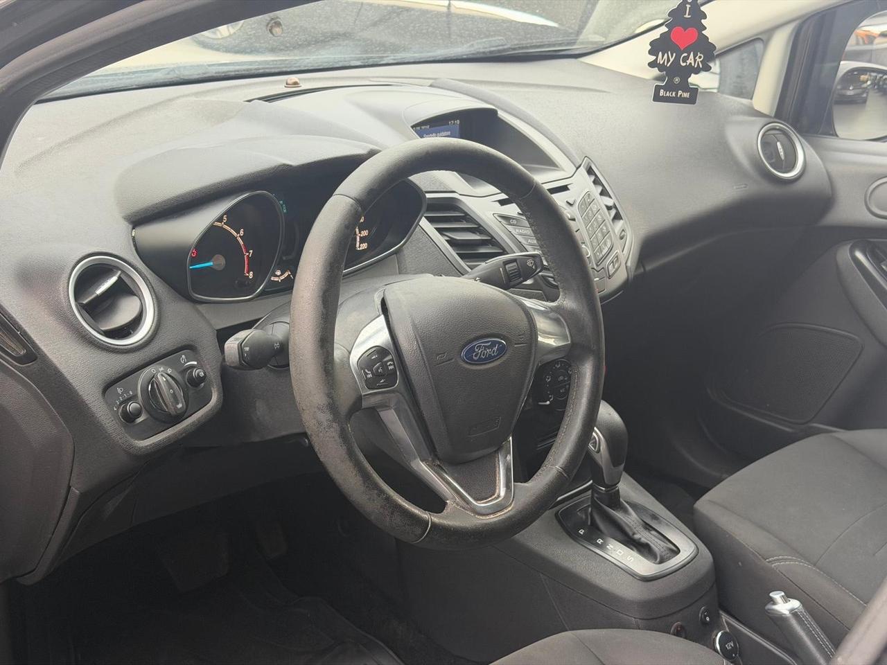 Ford Fiesta 1.0 EcoBoost 100CV 5 porte Black & White Edition