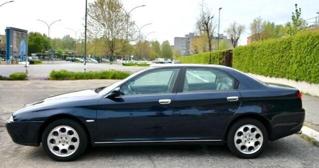 Alfa Romeo 166 2.0i V6 turbo cat Super