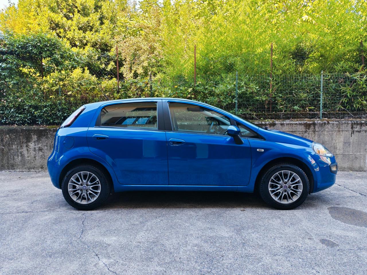 Fiat Punto Evo 1.2 BENZINA 70cv / 68.000km / Unipro