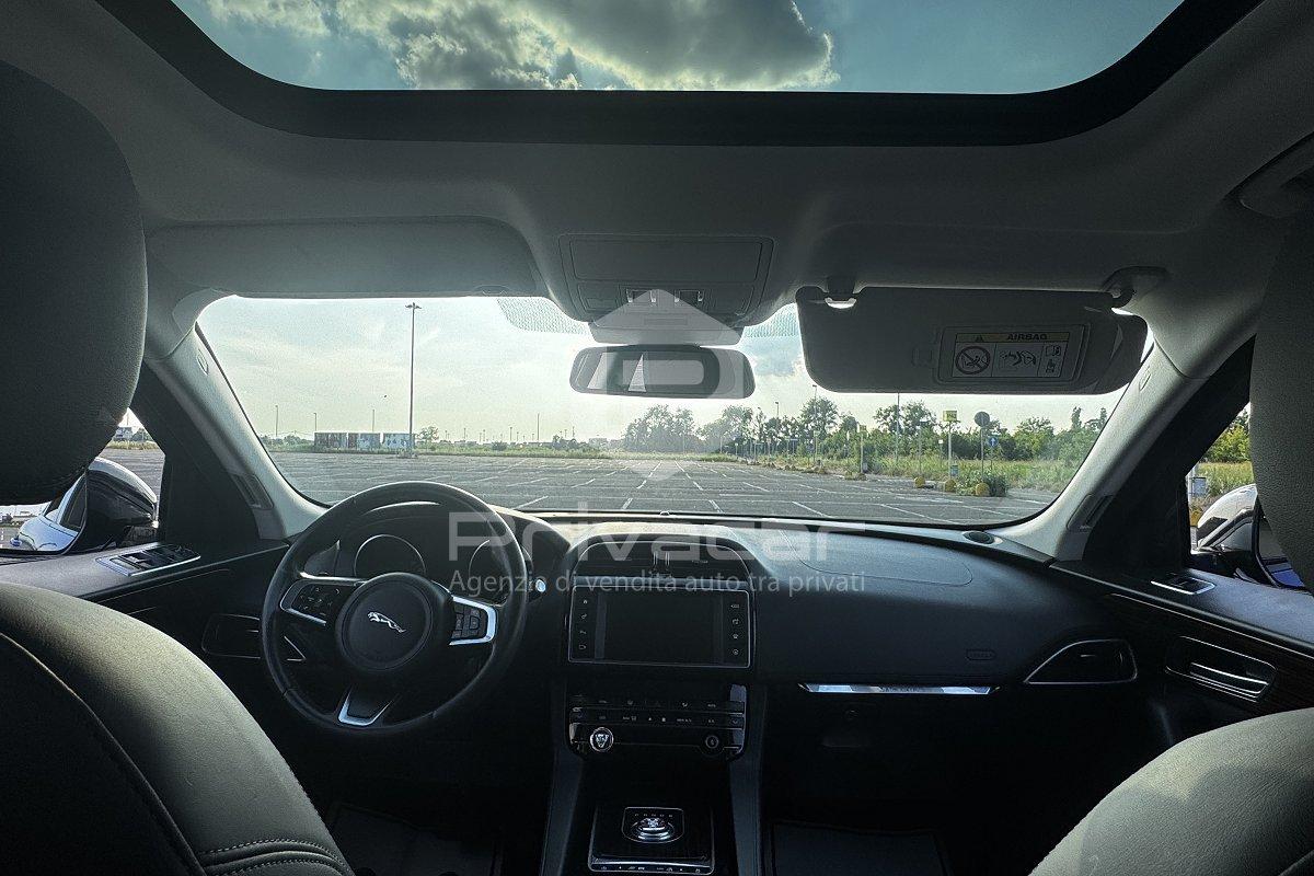 JAGUAR F-Pace 2.0 D 240 CV AWD aut. R-Sport