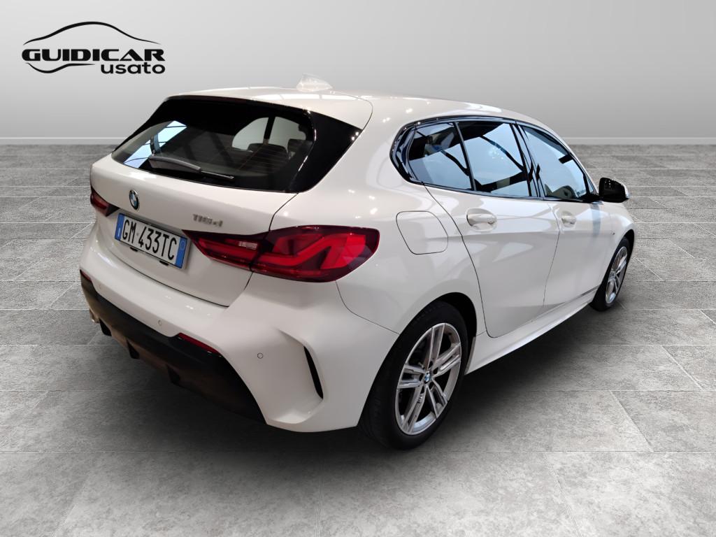 BMW Serie 1 F40 - 116d Msport Exterior auto