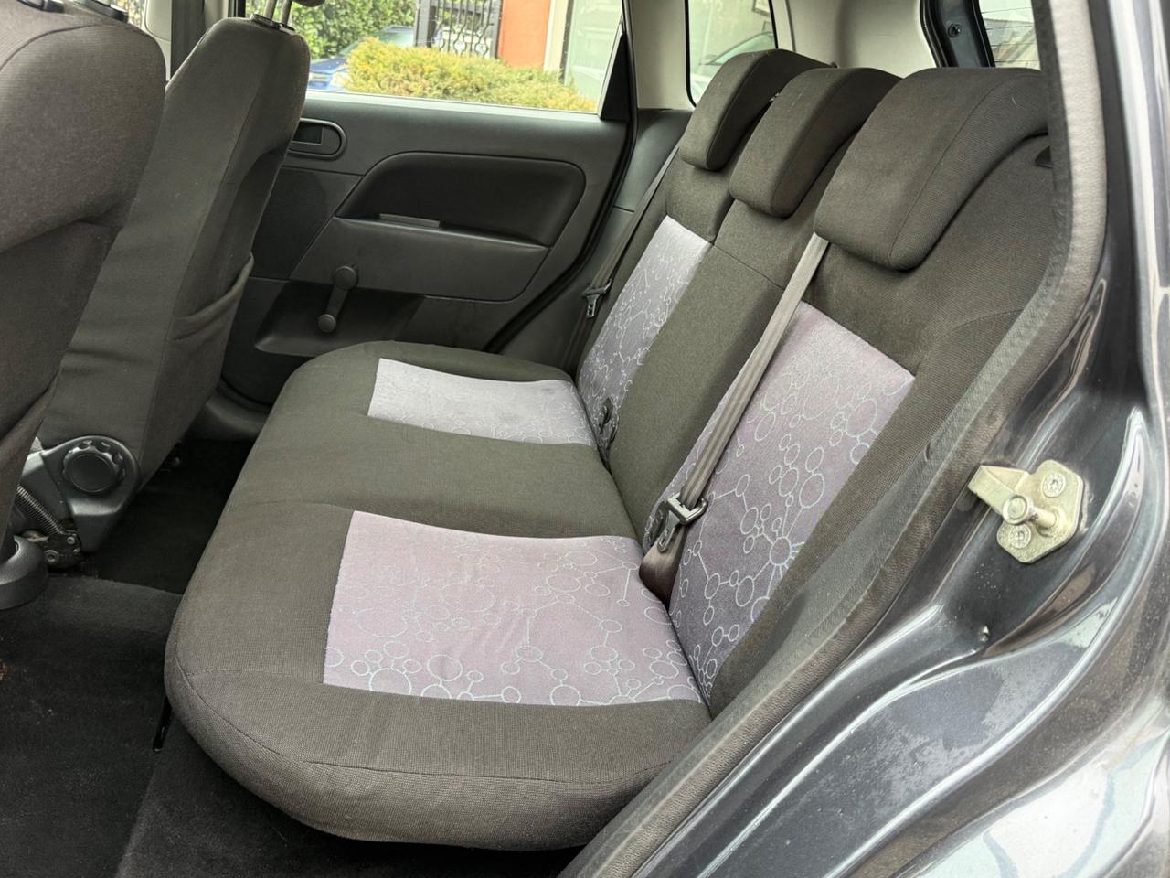 Ford Fiesta 1.2 16V 5p. Ghia