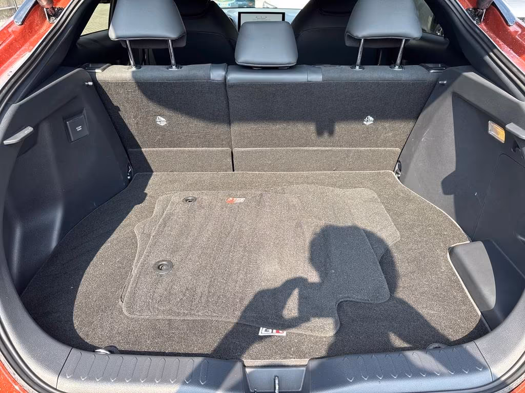 Toyota C-HR 2.0 phev GR Sport fwd e-cvt